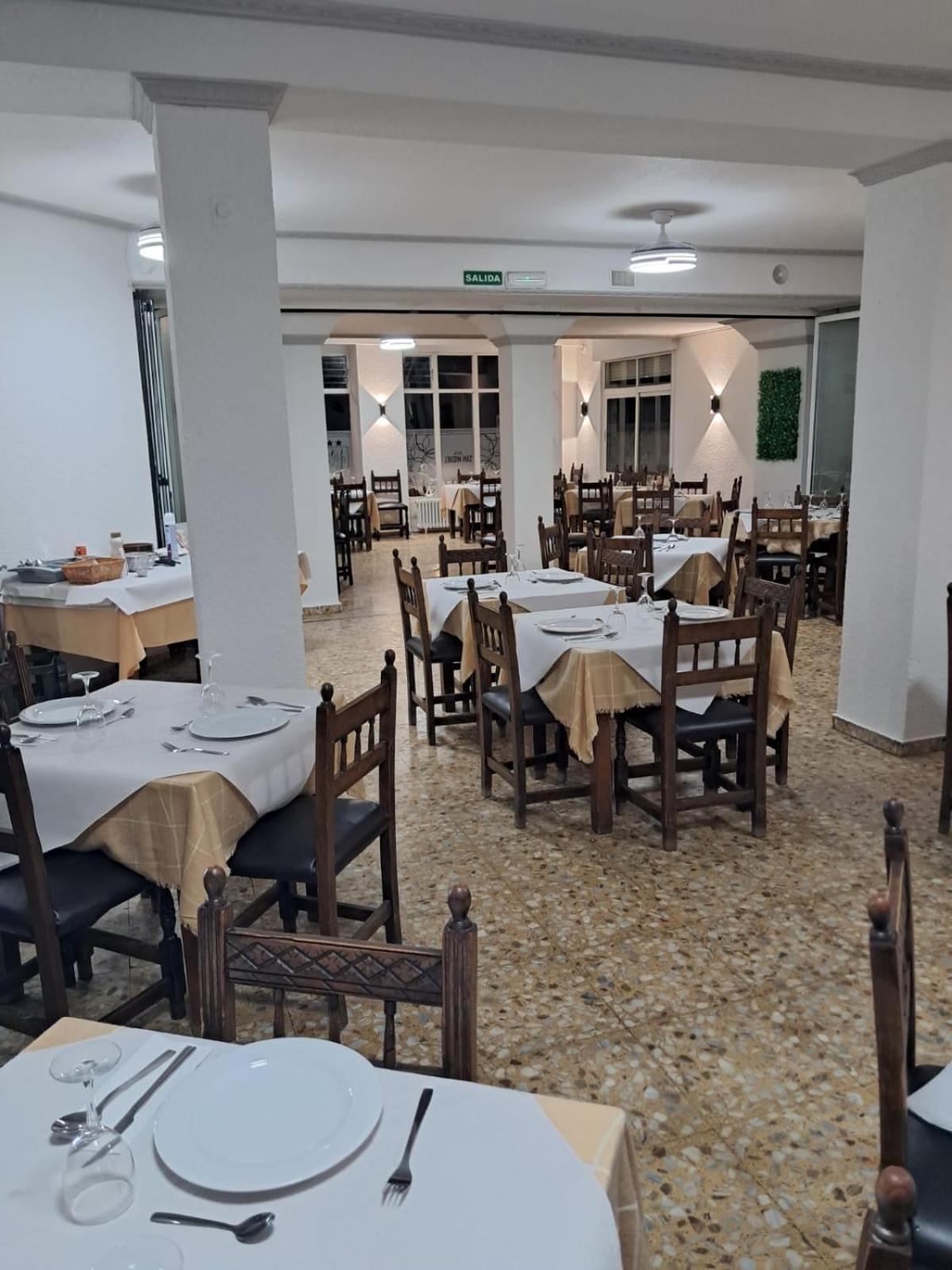 Hostal San Miguel Villalobar Luaran gambar