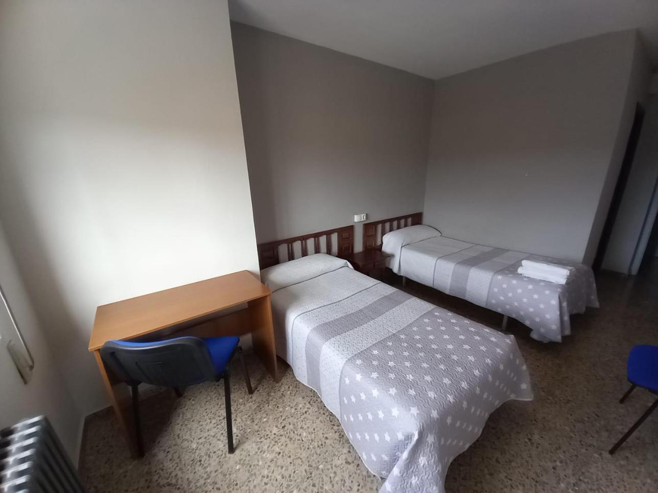 Hostal San Miguel Villalobar Luaran gambar